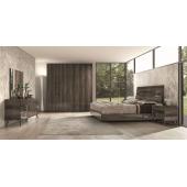 haloszoba butor szurke fenyes franciaagy agy ejjeliszekreny komod modern letisztult elegans kollekcio klasszikus butorbolt formavivendi.jpg